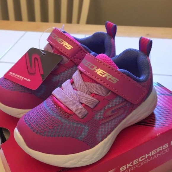 BRAND NEW girl toddler Skechers radiant runner pink Velcro shoes size 5 - Picture 7 of 9